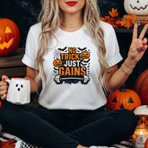 Funny Halloween Gym T-Shirt - "No Tricks Just Gains" Fitness Tee - Spooky Halloween Gift for Gym Lovers, Weightlifters & Bodybuilders