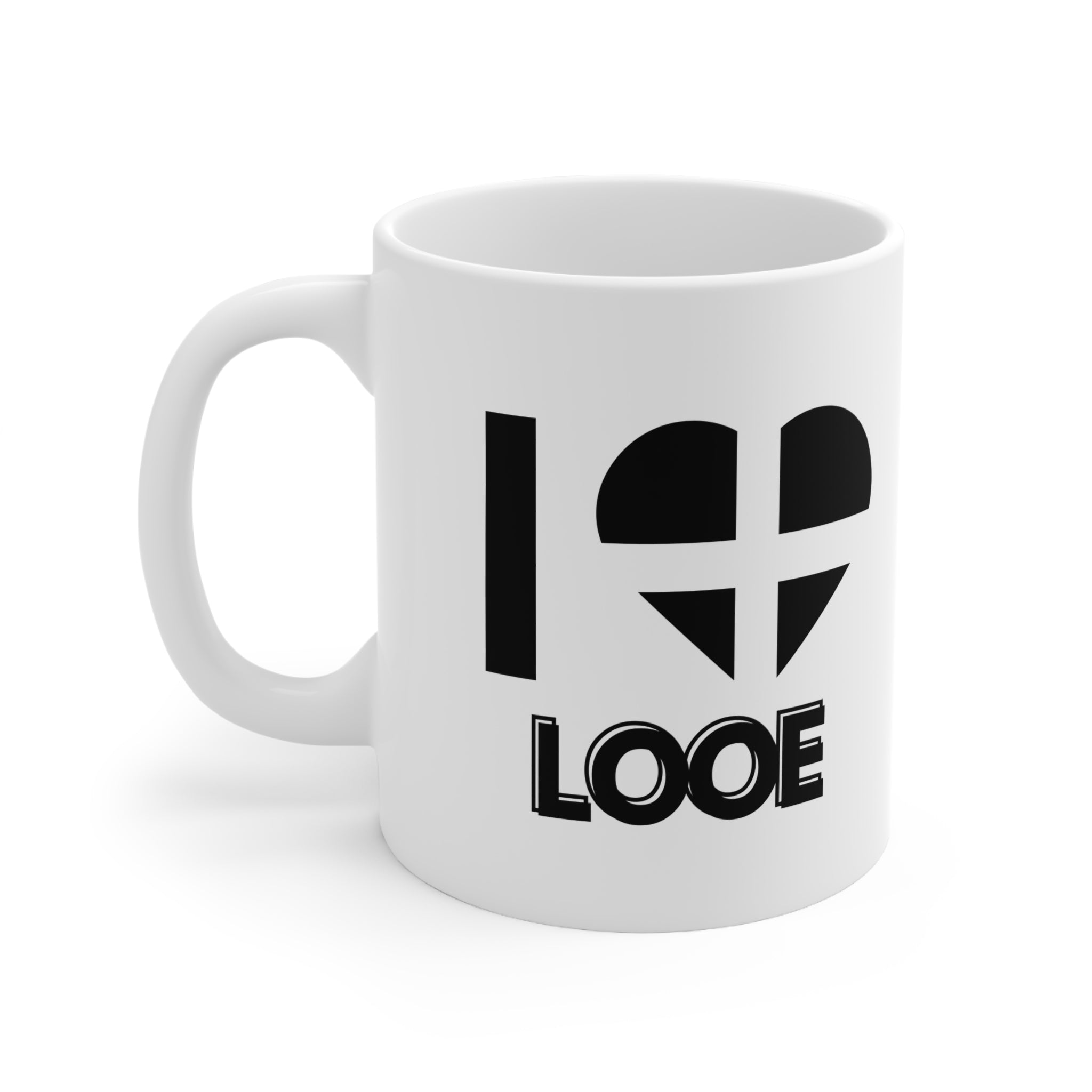 White ceramic mug with the text “I ❤️ Looe” and a heart in the Cornish flag – a perfect Cornwall souvenir or gift for lovers of Looe and coastal living.