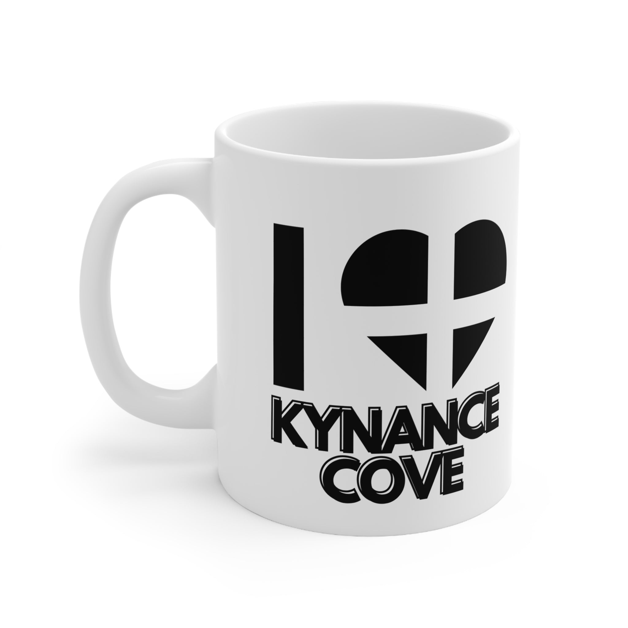 White ceramic mug with the text “I ❤️ Kynance Cove” and a heart styled as the Cornish flag – a beautiful gift for Cornwall beach lovers and visitors.

